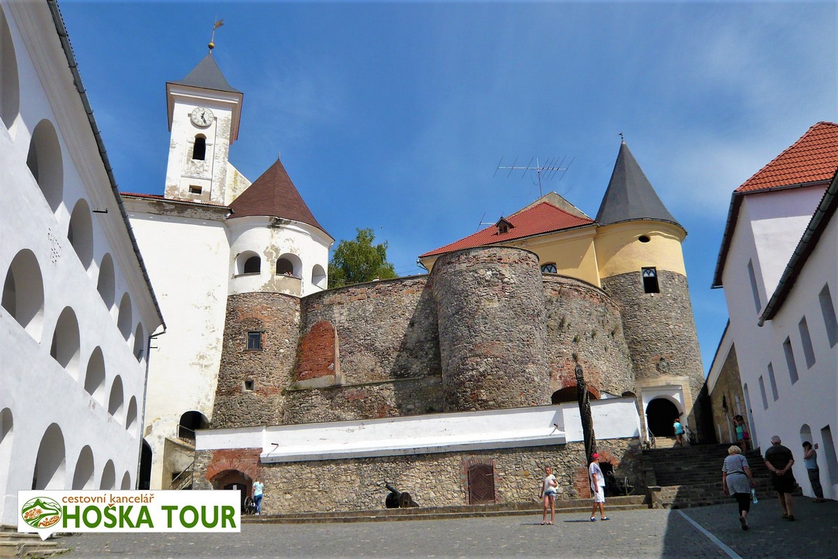 Poznávací zájezd na Ukrajinu s turistikou