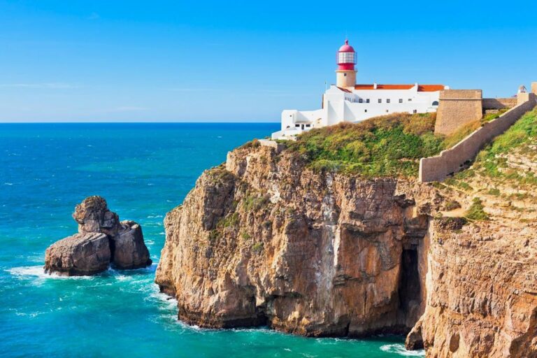 Algarve: Dobrodružství podél atlantických útesů