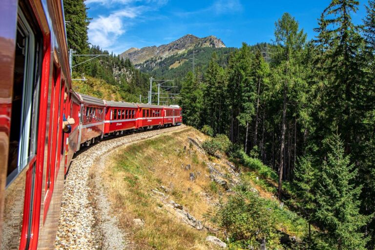 Objevte Švýcarsko vlakem a lanovkami