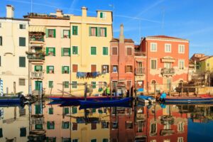 Kanály ve městě Chioggia - cestování po Itálii