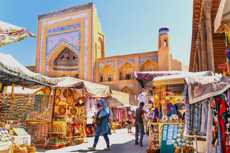 Uzbekistán: cesta po hedvábné stezce