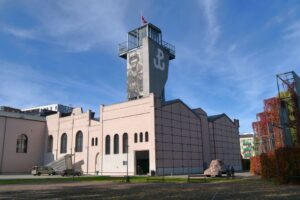 Muzeum varšavského povstání - cestování po Varšavě